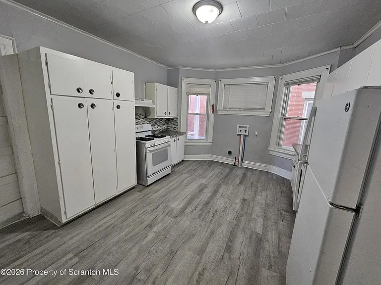 805 Monroe Ave #1 — Photo 7