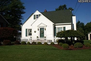 1st image of 169 Willard Ave NE