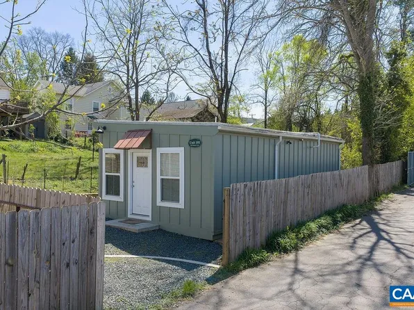 1403 Burgess Ln #B, Charlottesville, VA 22902