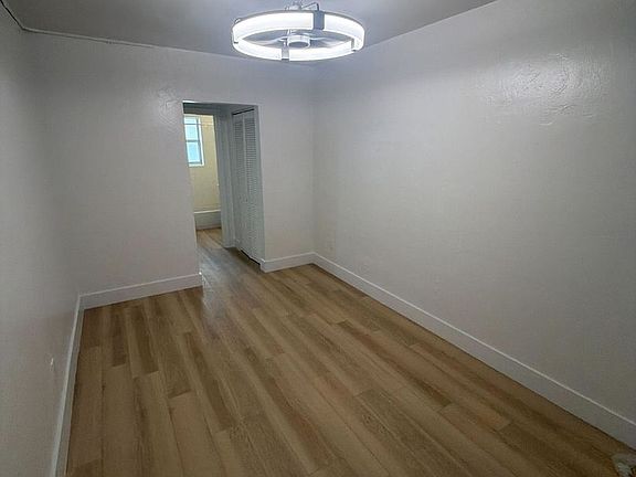 3rd image of 3669 Thomas Ave APT 9