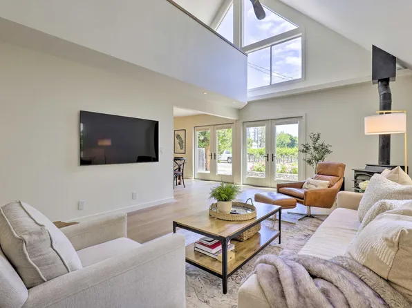 1155 Grape Ln #Id1545918p, Napa, CA 94558