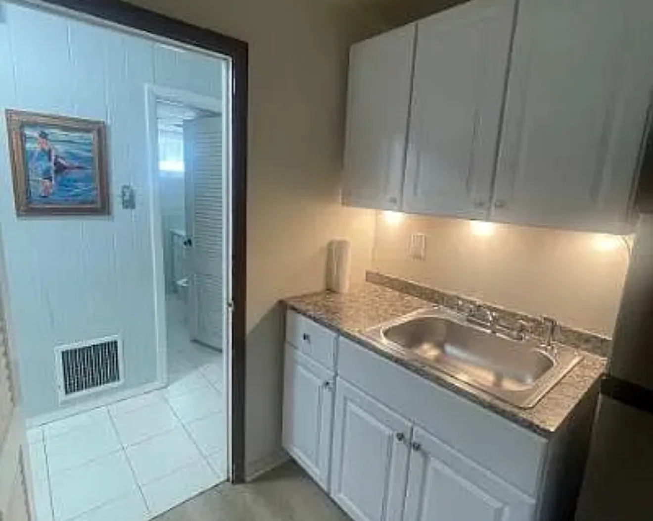1 bed, 3500 sqft, $1,500 — Photo 4