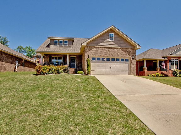 2nd image of 6811 Wintercrest Way SE