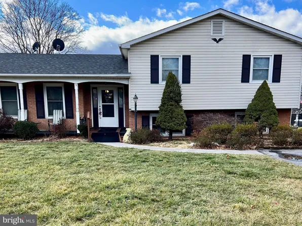 5 Ridge Rd, Front Royal, VA 22630