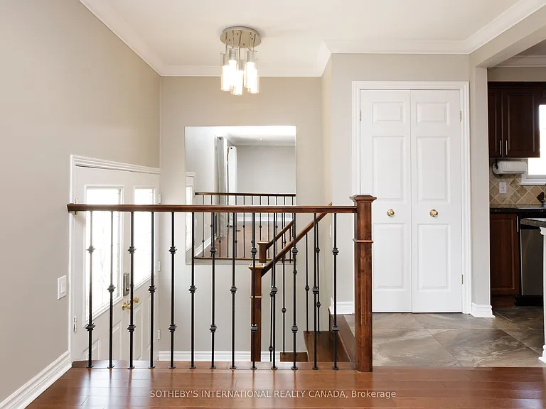 2694 Constable Rd #UPPER — Photo 13