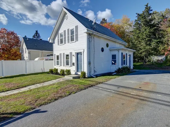 260 Union St, Holbrook, MA 02343