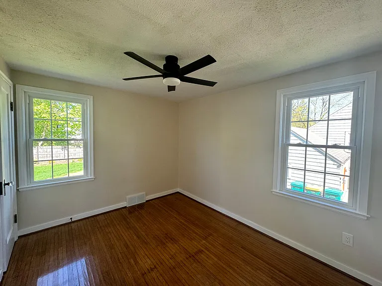 4270 Circle Ct — Photo 3