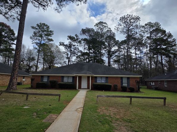 2310B Old Dominion Dr