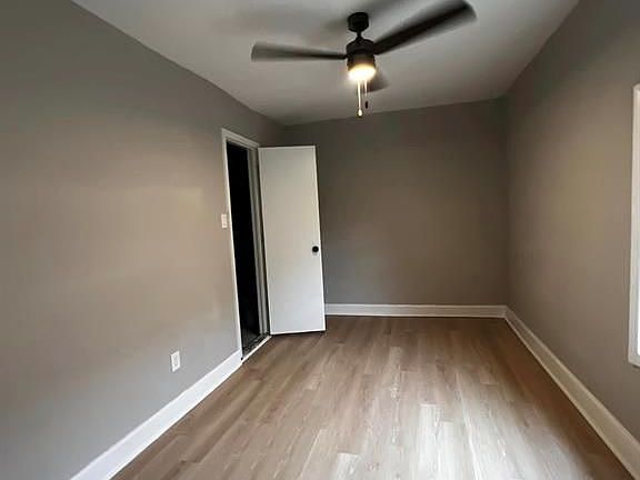 5th image of 10927 Thorncliff Dr