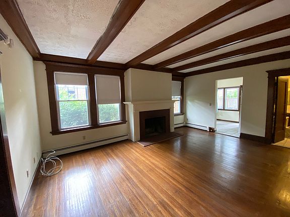 2nd image of 180 Edwards St APT 1L
