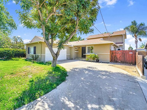 3rd image of 6562 Clara Lee Ave