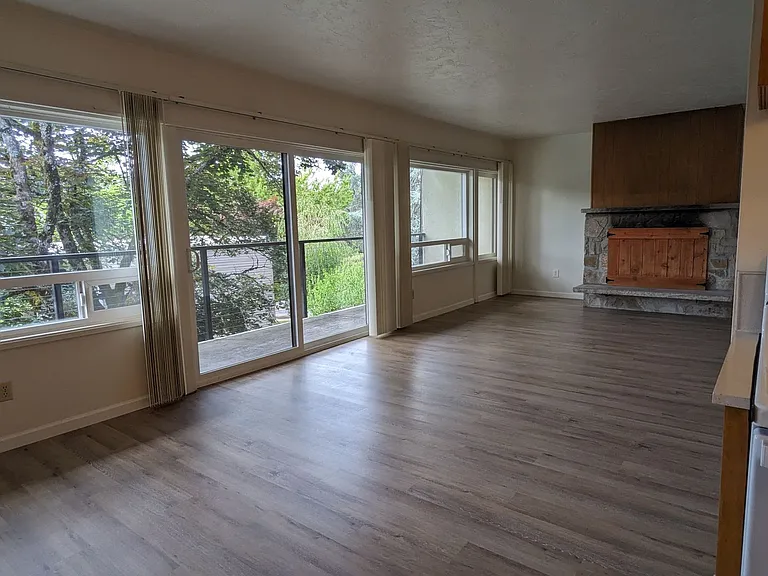 Park Village Apartments — Photo 107