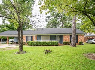 605 Canoe Ct, Albany, GA 31721