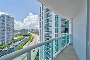 19400 Turnberry Way #1831 — Photo 32