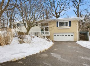 3801 Greenfield Rd, Allison Park, PA 15101