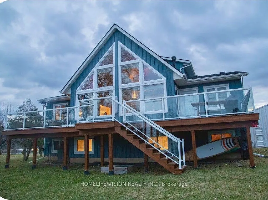 4 bed, $3,200 — Photo 2