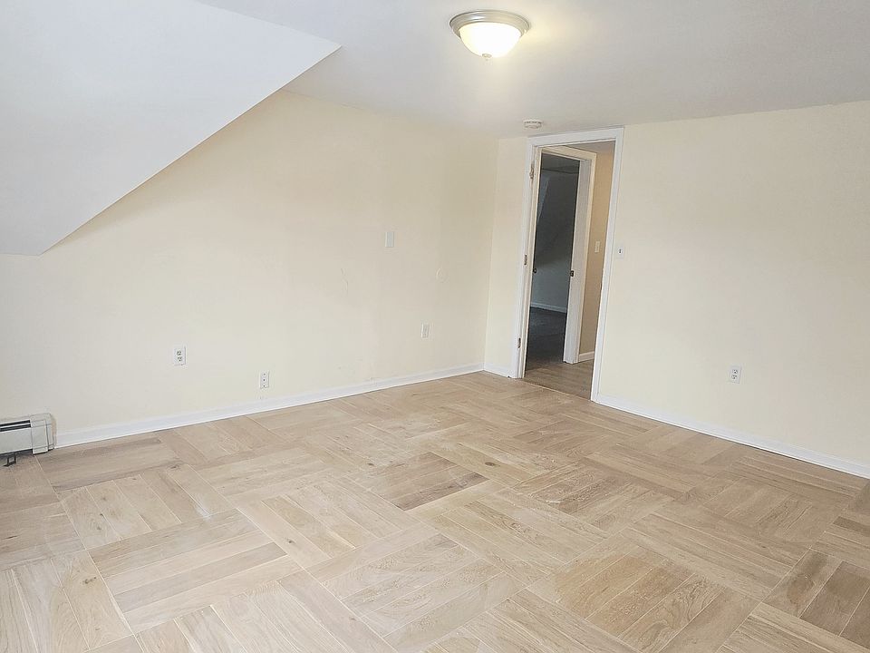 Third Floor Living Room