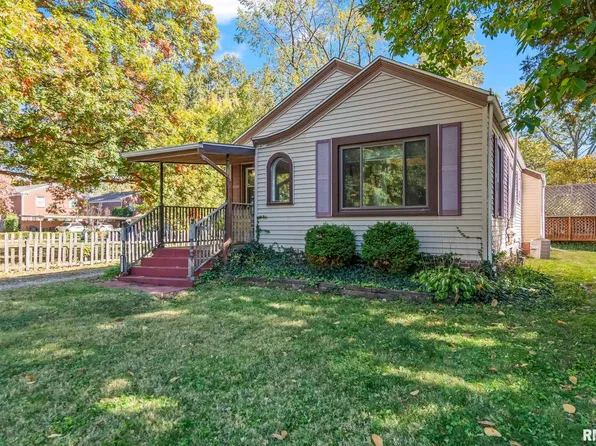 2022 S Noble Ave #1, Leland Grove, IL 62704