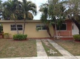 10701 SW 43rd Ln, Miami, FL 33165