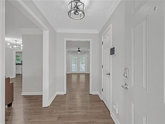 4th image of 3353 Idlecreek Way