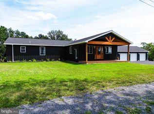 275 N Middleton Rd, Carlisle, PA 17013