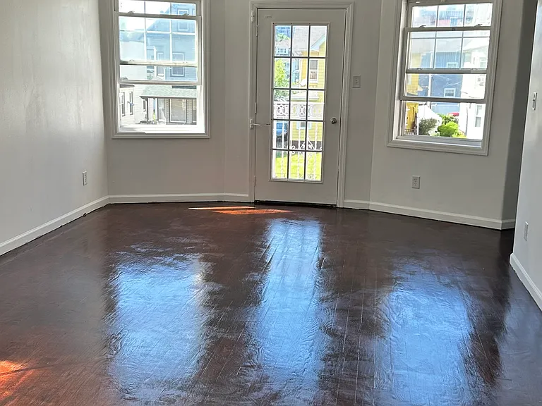 98 S Burnett St #2 — Photo 3