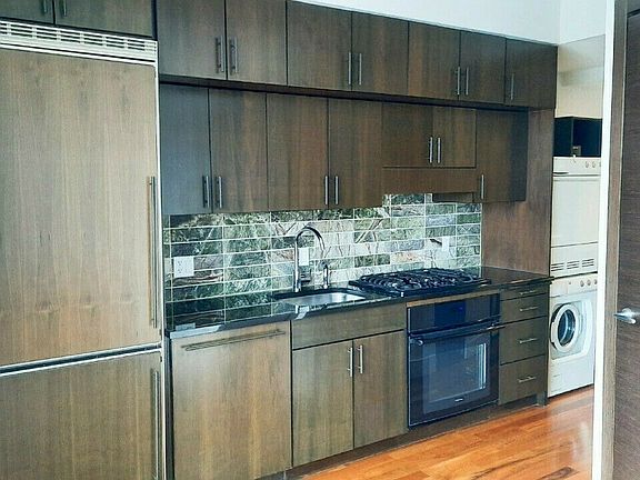 5th image of 156 Myrtle Ave #1107