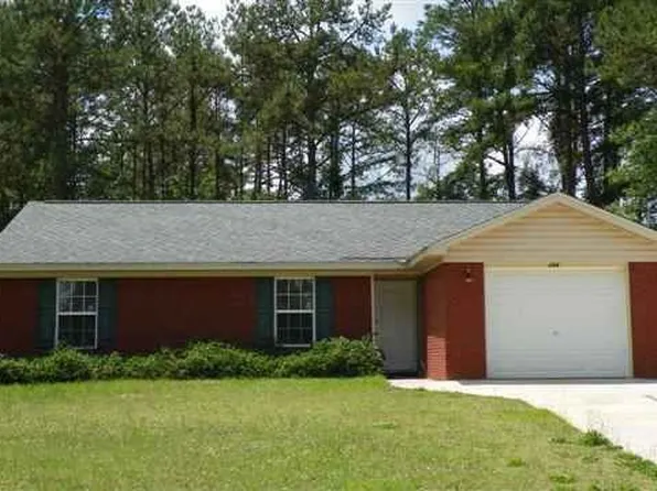 266 Ashley Dr, Ozark, AL 36360