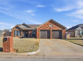 10113 Hollyhead Way, Yukon, OK 73099