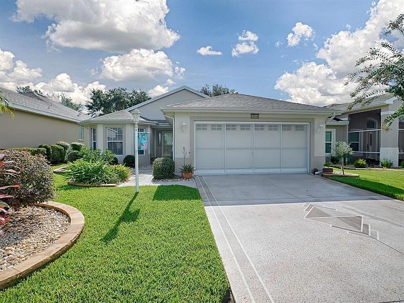 1st image of 20846 Queen Alexandra Dr