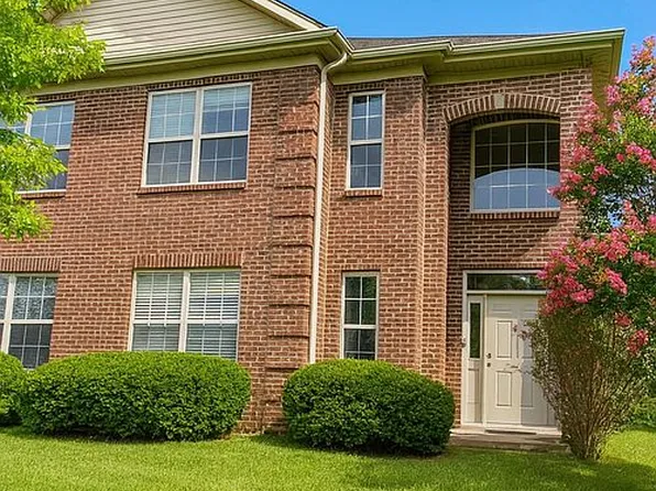 4310 Clearwater Way, Lexington, KY 40515