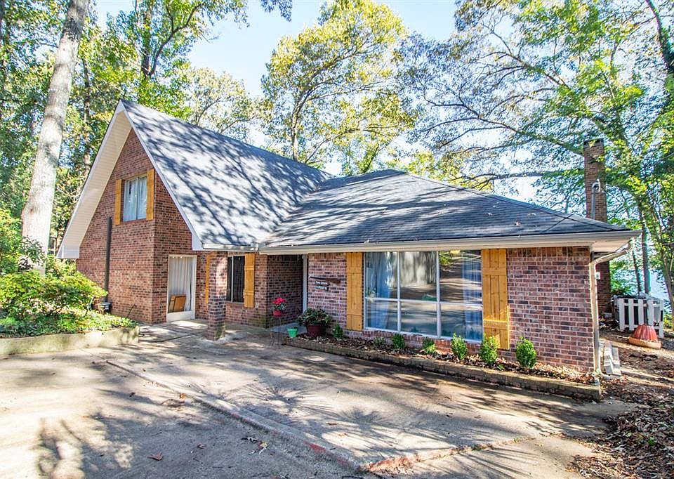1st image of 1395 Hideaway Ln W