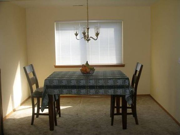 4th image of 5103 Holly Way