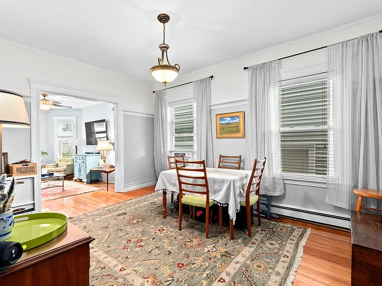 12 Houghton St #1 — Photo 3