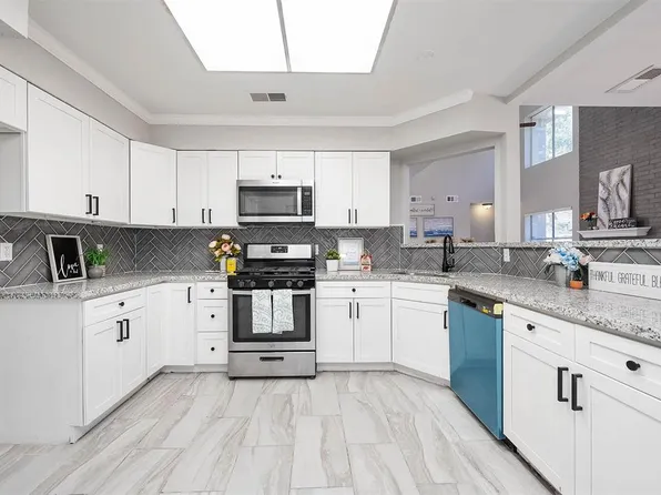 15606 Thornbrook Drive, Houston, TX 77084