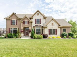 S73W15512 Cherrywood Ct, Muskego, WI 53150