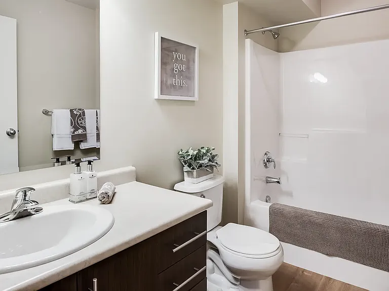 8605 Southfort Blvd — Photo 8