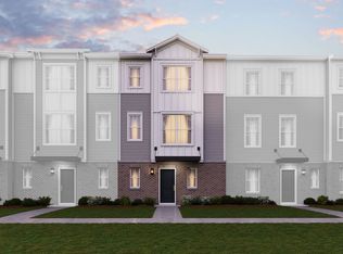 1034 E Oakton St, Des Plaines, IL 60018