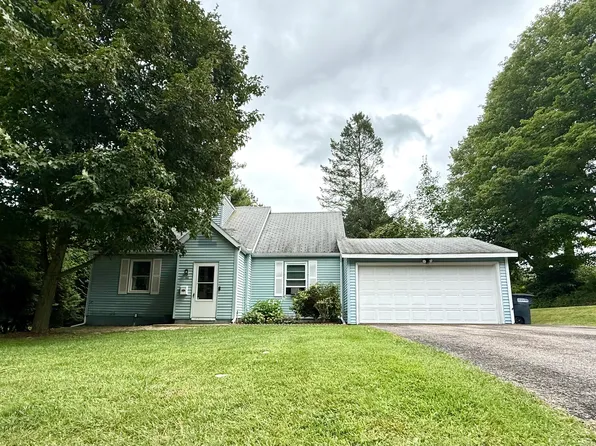 46 Scott Dr, Malone, NY 12953