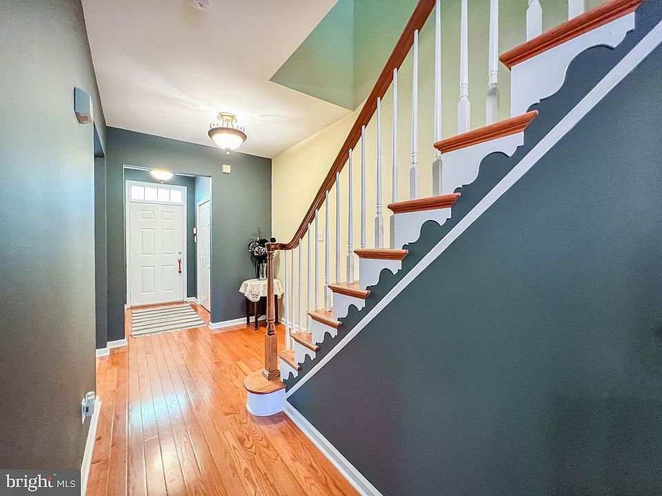 39 Commanders Dr Washington Crossing PA Zillow