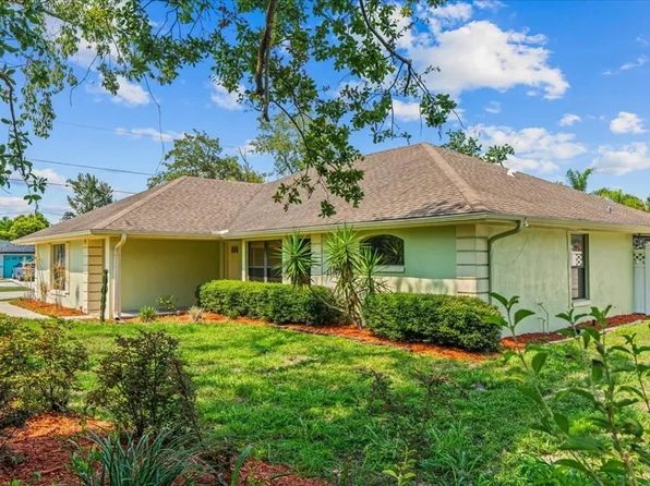2351 El Prado Ter, Deltona, FL 32725
