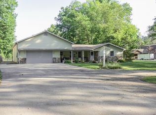 40543 Alden Rd, Belleville, MI 48111