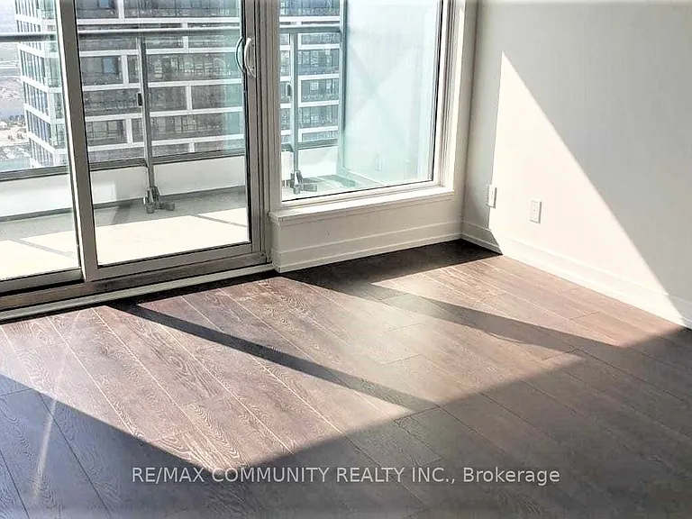 898 Portage Pkwy #4705 — Photo 6