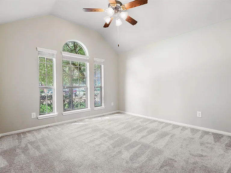2310 Shadow Canyon Ct — Photo 7
