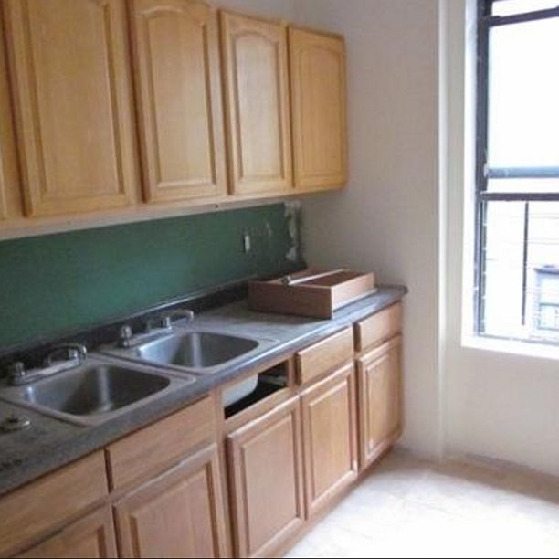 2nd image of 1549 Prospect Pl APT 2A