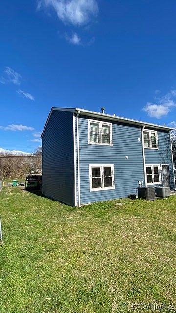 1st image of 1114 Halifax St