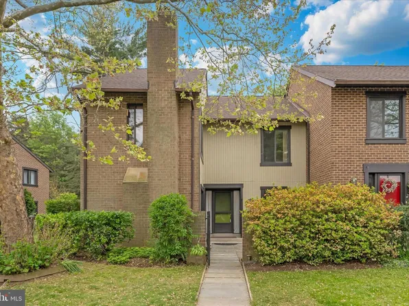9700 Shadow Oak Dr, Gaithersburg, MD 20886