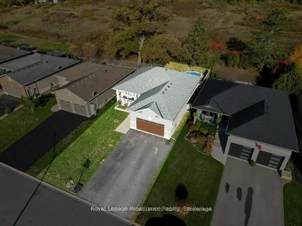 50 Stonegate Cres, Quinte West, ON K0K 2C0