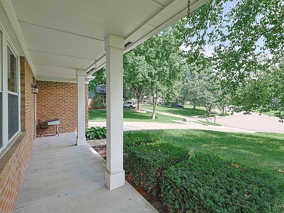 3rd image of 9045 Fields Dr