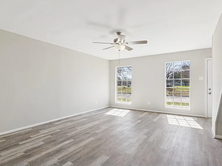9114 Kempwood Dr #9114 — Photo 5